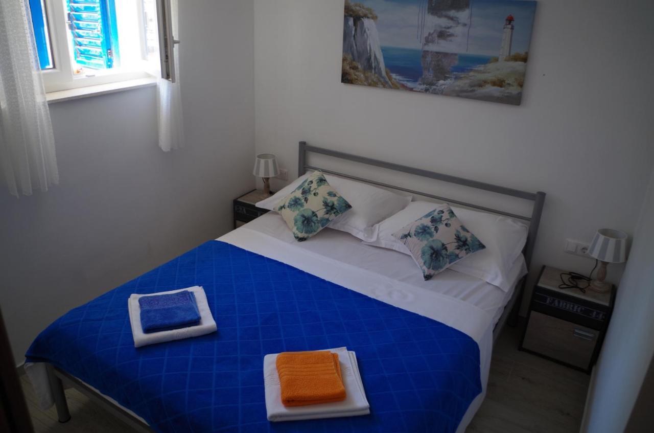 Apartments By The Sea Slatine, Ciovo - 14158 Εξωτερικό φωτογραφία