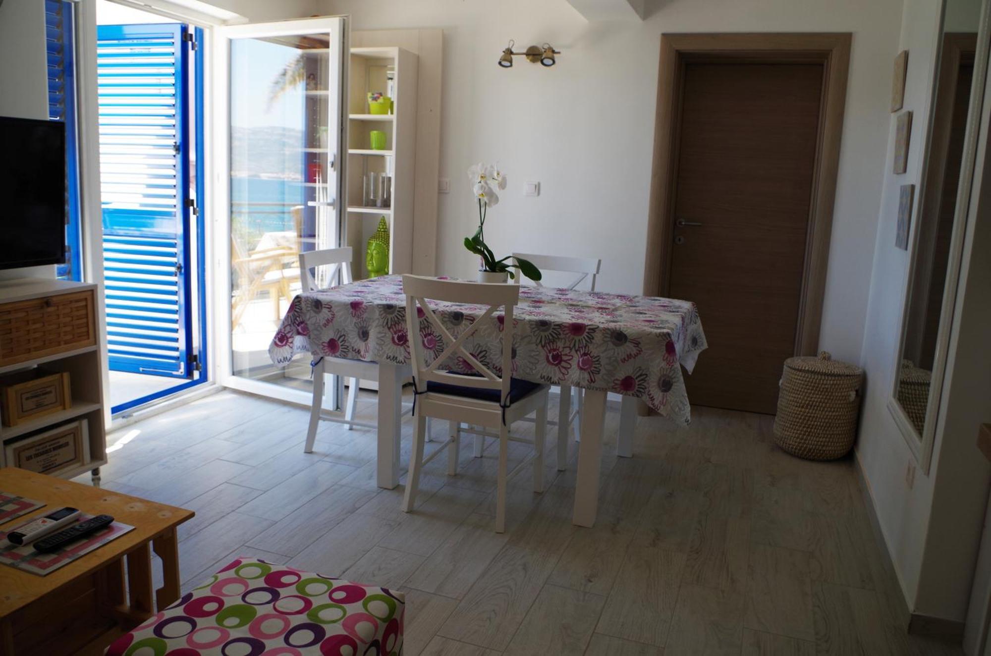 Apartments By The Sea Slatine, Ciovo - 14158 Δωμάτιο φωτογραφία